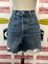 Load image into Gallery viewer, Levi's 501 Denim Shorts (Size 30W)