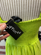 Charger l'image dans la galerie, NWT Fiori Green Eyelet Sundress (Size M)