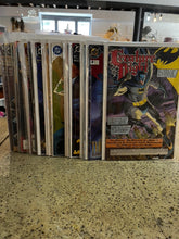 Cargar imagen en el visor de la galería, Vintage DC Comics: Batman (16 Choices)