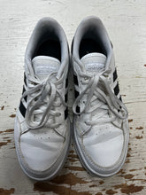 Load image into Gallery viewer, Adidas Breaknet Sneakers (Size 7 1/2)