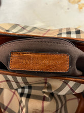 Charger l'image dans la galerie, Authentic Burberry Haymarket Check Satchel Bag