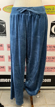 Load image into Gallery viewer, Teal Velour Track Suit (Size M)