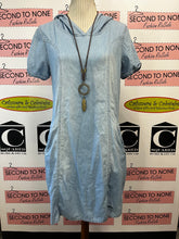 Charger l'image dans la galerie, Hey Betty Faux Denim Tunic Dress (Size 34)