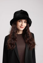 Cargar imagen en el visor de la galería, Faux Fur Bucket Hat (5 Colors)