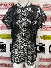 Charger l'image dans la galerie, Black Open Crochet Lace Shirt (Size L)