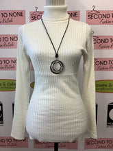 Cargar imagen en el visor de la galería, Suéter de cuello alto con diseño acanalado (3 colores)