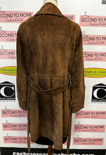 Load image into Gallery viewer, Le Chateau Genuine Suede Jacket (Size L)