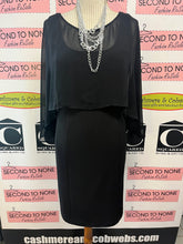 Load image into Gallery viewer, Melanie Lynne Lace Back Shawl Dress (Size 10)