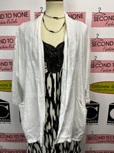 Load image into Gallery viewer, Made in Italy Linen Cover (Size M)