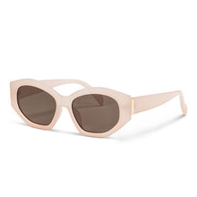 Cargar imagen en el visor de la galería, Oval Angle Sunglasses - Lucia (3 Colors)
