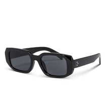 Cargar imagen en el visor de la galería, Rectangle Frame Sunglasses - Nina (3 Colors)