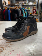 Load image into Gallery viewer, Remonte Patchwork Leather Ankle Boots (Size 39=8)