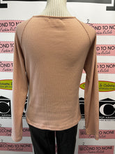 Load image into Gallery viewer, Molly Bracken Bow Top (Size M/L)