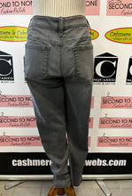 Cargar imagen en el visor de la galería, Santana Grey Jeans (Size 10)