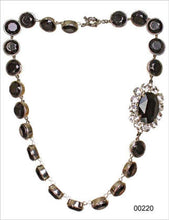 Cargar imagen en el visor de la galería, Collares Grandes de Strass (2 Colores)