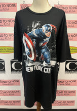 Cargar imagen en el visor de la galería, Men's Marvel Shirts (4 Options)