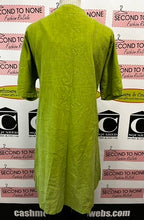 Load image into Gallery viewer, 100% Linen Green Shawl (Size 1XL)