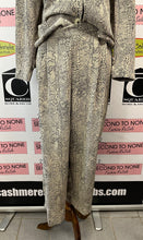 Load image into Gallery viewer, Vintage Lightweight Snake Skin Pant Suit Set (Size 16)