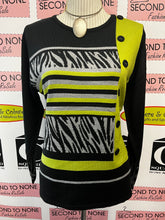 Cargar imagen en el visor de la galería, Lime Green Zebra Print Top (Only 1 1XL Left!)