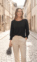 Cargar imagen en el visor de la galería, 3/4 Sleeve Top with Ruched Cuff Details (2 Colors)