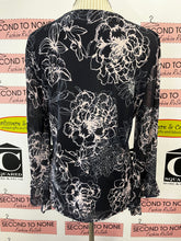 Load image into Gallery viewer, Laura Navy Floral Blouse (Size M)