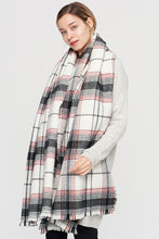 Cargar imagen en el visor de la galería, Plaid Blanket Scarf