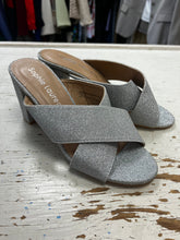 Load image into Gallery viewer, Sophie Laurent Silver Glitter Heels (Size 37=6)