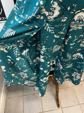 Load image into Gallery viewer, Cleo Printed Cropped Pants (Size S)