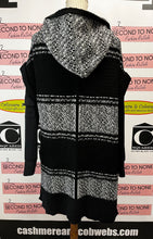 Charger l'image dans la galerie, Fylo London Chunky Black & White Cardigan (Size M)