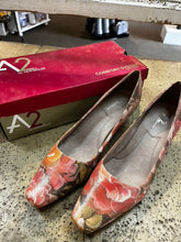 Load image into Gallery viewer, A2 by Aerosole Floral Heels (Size 10)(In Original Box)