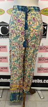 Charger l'image dans la galerie, Lightweight Floral Summer Pants (Size M)