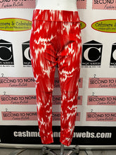 Cargar imagen en el visor de la galería, Reebok Printed Leggings (Size M)