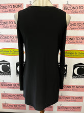 Cargar imagen en el visor de la galería, Sympli Cold Shoulder Tunic (Size 6)