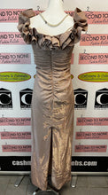 Cargar imagen en el visor de la galería, Xscape Glitter Ruffle Gown (Size 10)