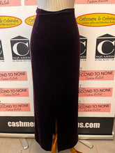 Load image into Gallery viewer, Vintage Cleo Dark Purple Velvet Skirt (Size M)