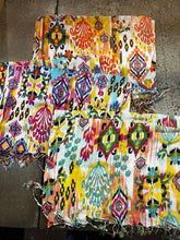 Cargar imagen en el visor de la galería, Brushstroke Lightweight Scarf (3 Colours)