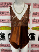 Load image into Gallery viewer, La Vie En Rose Bronze Lace Sleep Set (Size L)