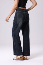 Cargar imagen en el visor de la galería, High Rise Wide Leg Dark-Wash Jeans