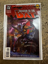 Cargar imagen en el visor de la galería, Vintage DC Comics: Batman (16 Choices)