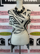 Load image into Gallery viewer, BSZW Knitwear Wrap Shawl (Size L)