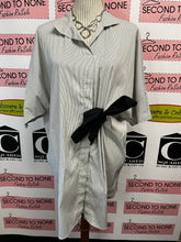 Load image into Gallery viewer, Front Bow Striped Tunic (Size S)