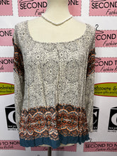 Load image into Gallery viewer, O'Neill Open Back Blouse (Size L)