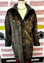 Load image into Gallery viewer, Danier Reversible Leather Jacket (Size L)