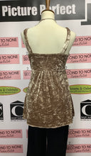 Load image into Gallery viewer, Le Chateau Velvet Tank Top (Size M)