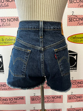Load image into Gallery viewer, Levi's 501 Denim Shorts (Size 30W)
