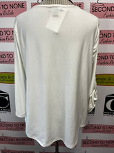 Cargar imagen en el visor de la galería, NWT International Concepts White Long Sleeve Top (Size L)