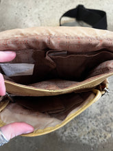 Load image into Gallery viewer, Travelon Leather Sling Crossbody