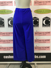 Cargar imagen en el visor de la galería, Royal Blue Wide Leg Crop Pants (Only 2 3XL Left!)