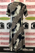 Cargar imagen en el visor de la galería, Abstract Animal Print Dress