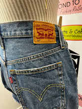 Load image into Gallery viewer, Levi's 501 Denim Shorts (Size 29W)